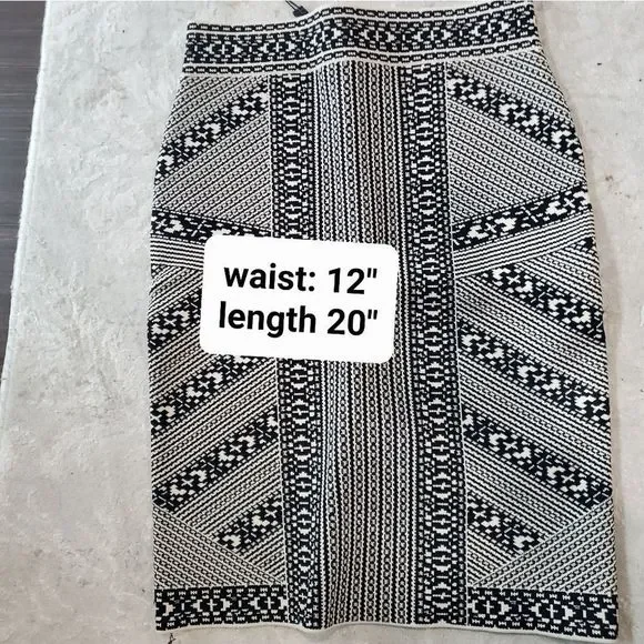 NWT BCBGMAXAZRIA ‘josa’ Embroidered Jacquard Skirt - Picture 4 of 5